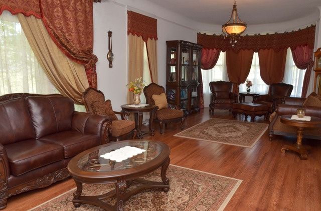 Wake Up at the B&B from Groundhog Day?