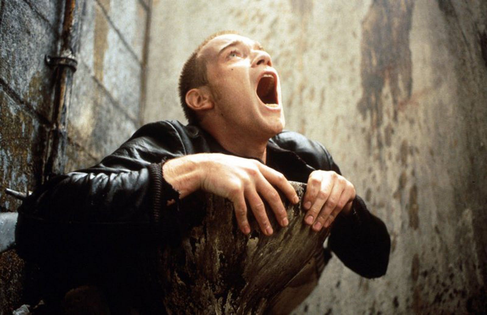 The faeces in the toilet scene from Trainspotting, were actu