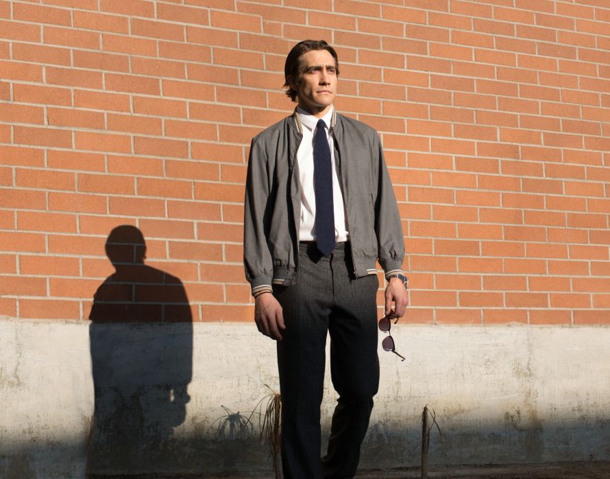 Jake Gyllenhaal as the skinny freelance crime journalist Lou