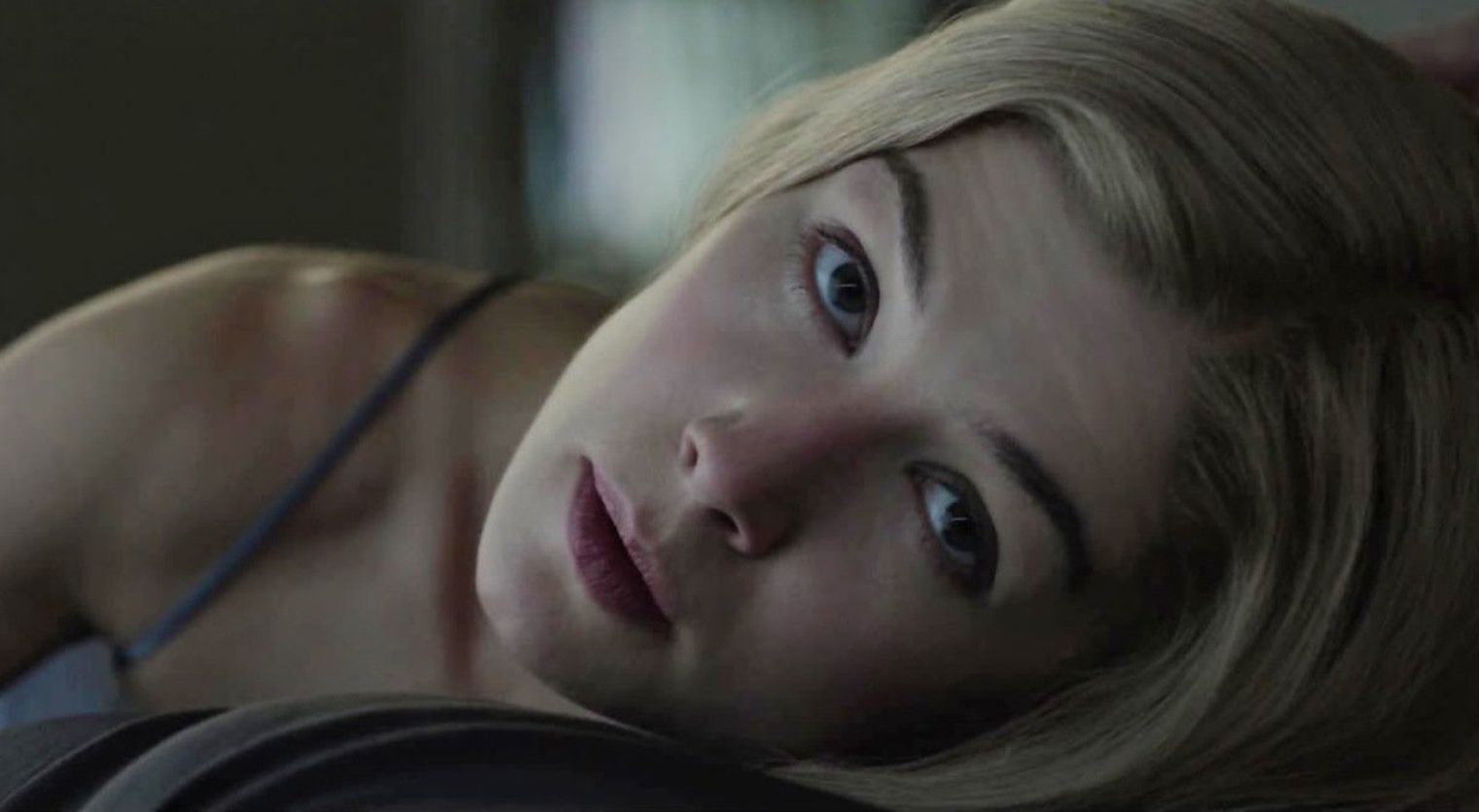 Rosamund Pike longs for Ben Affleck in Gone Girl