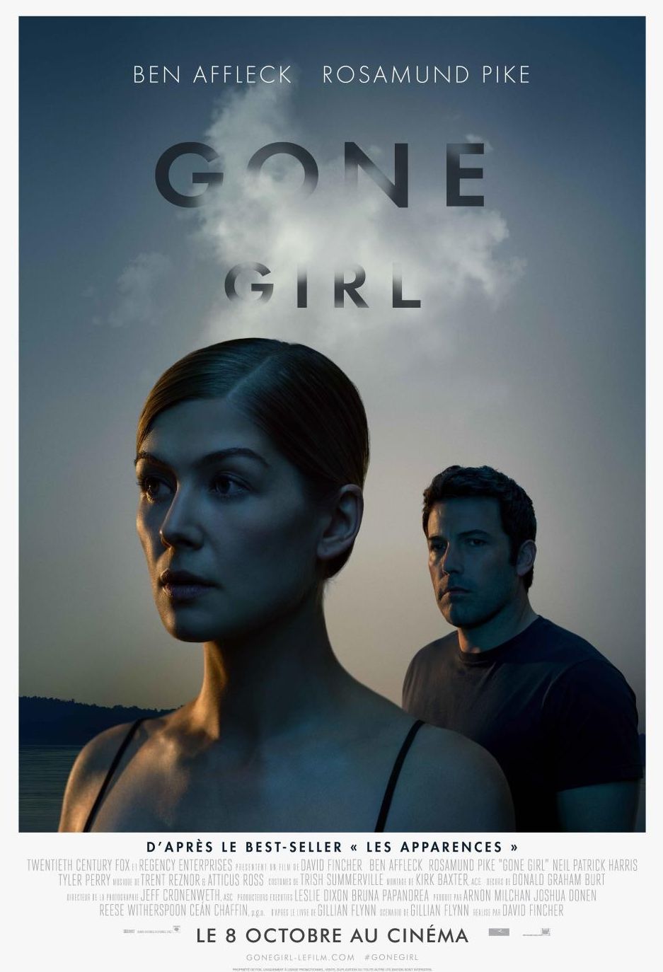French Gone Girl poster with Rosamund Pike and Ben Affleck