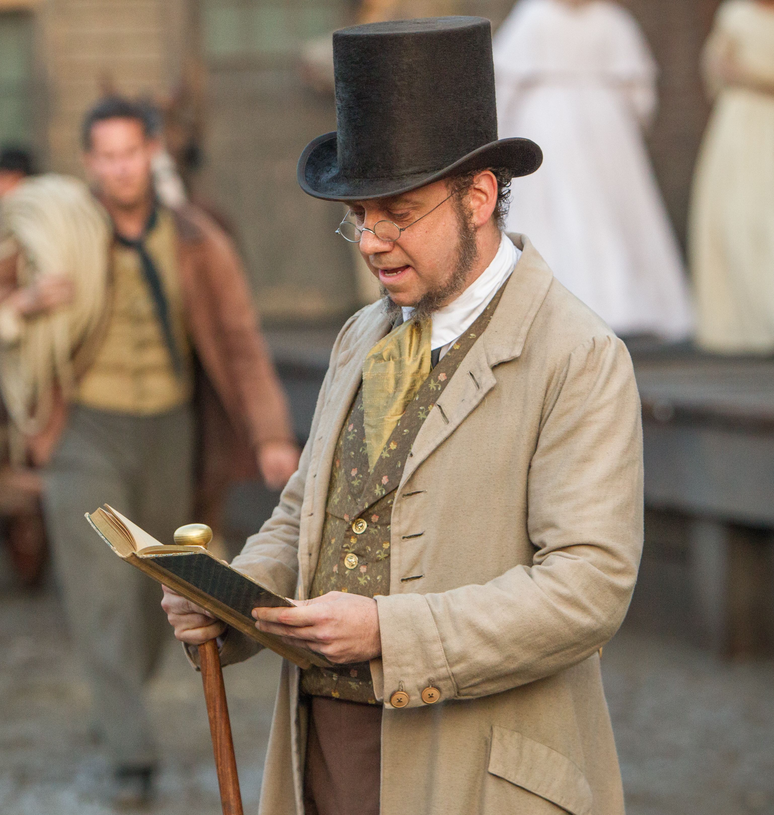 Paul Giamatti as Freeman reading - 12 Years A Slave