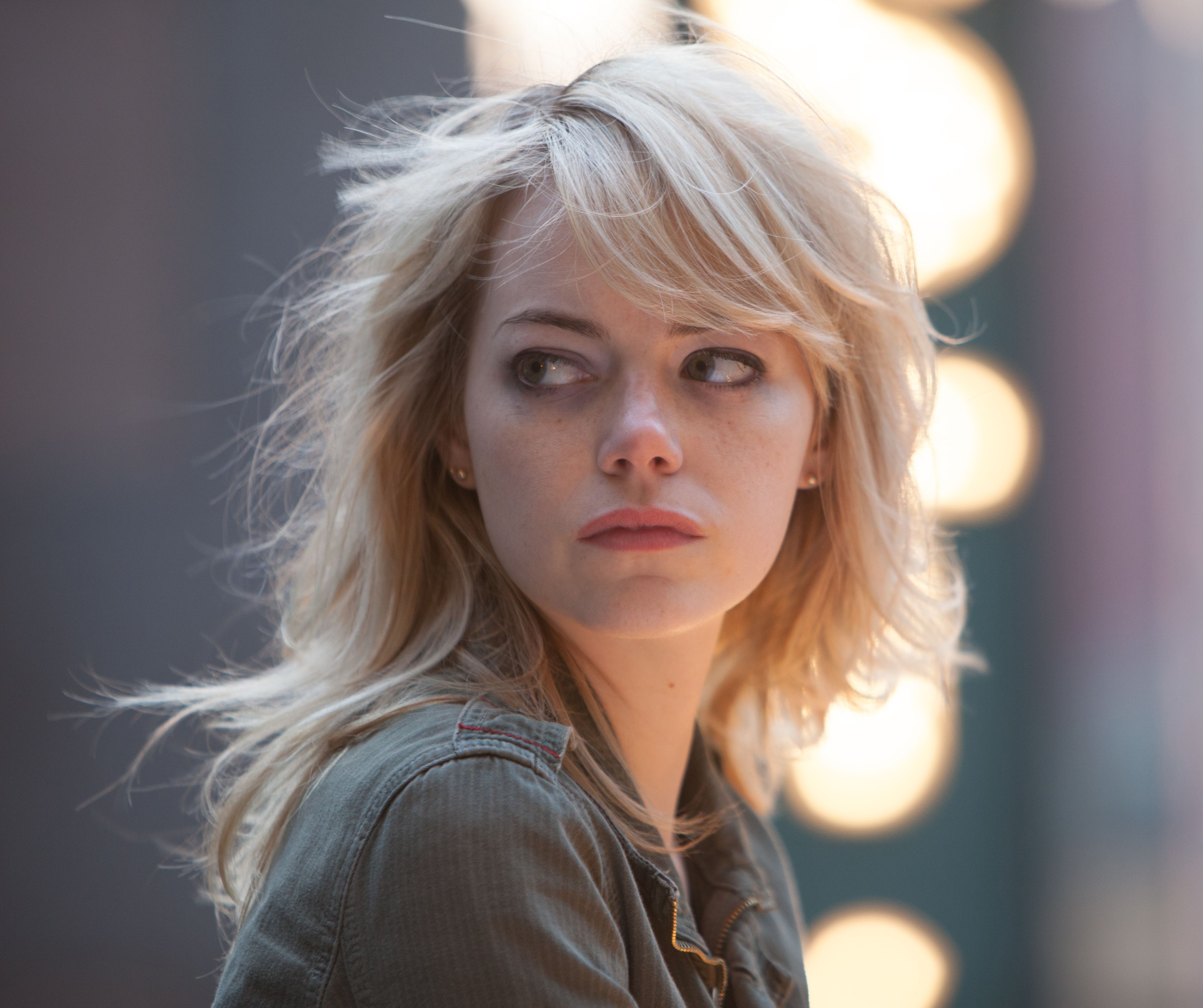 Emma Stone as blond Sam in Birdman