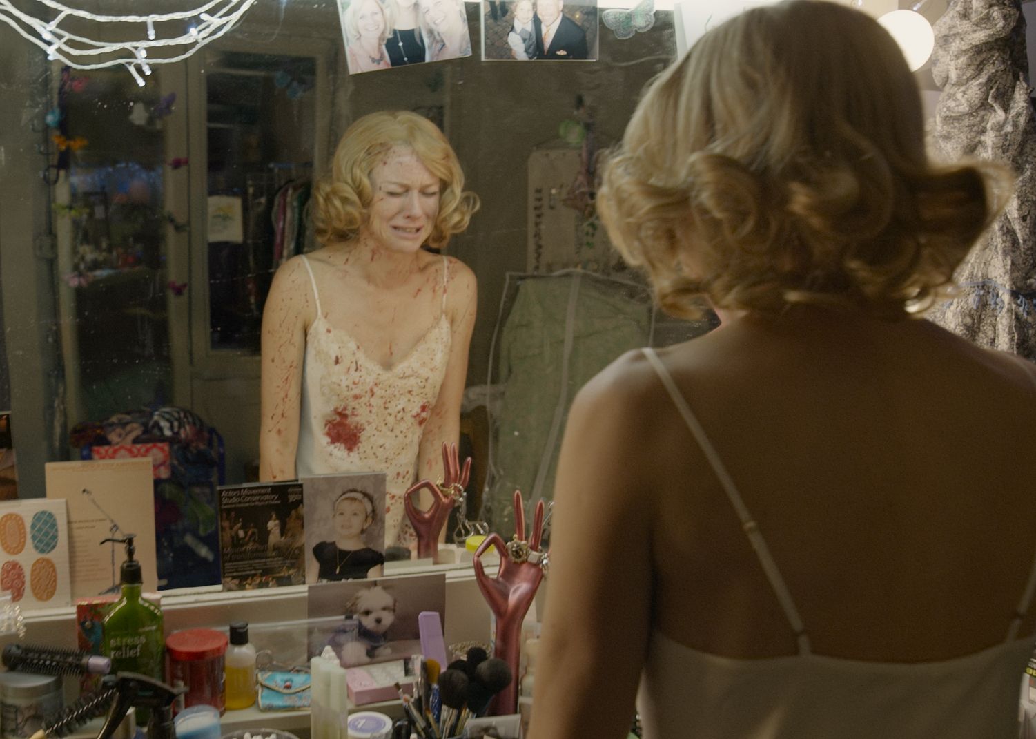 Naomi Watts and a bloody mirror in Birdman