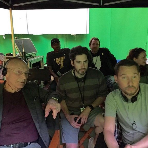 Does This On-Set Photo Tease Patrick Stewart is in &#039;X-Men: A