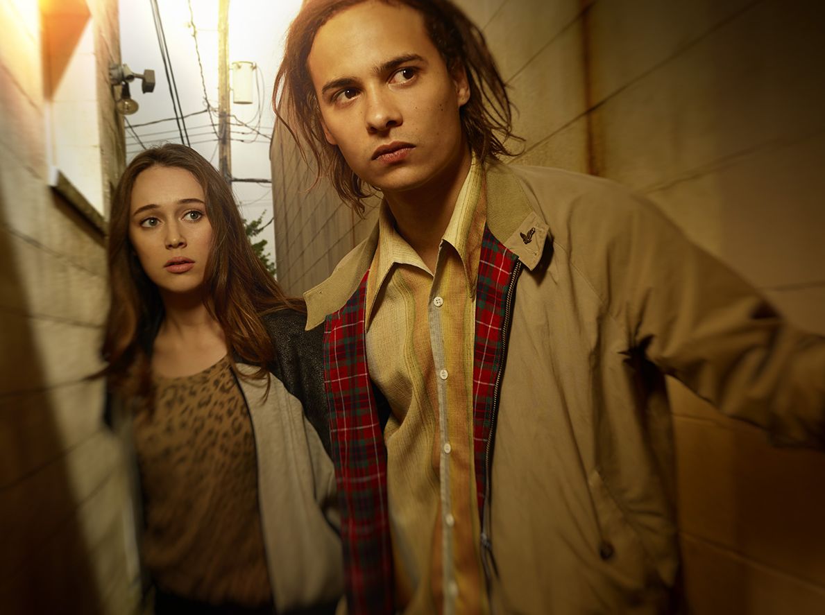 Frank Dillane and Alycie Debnam-Carey star as Nick and Alici