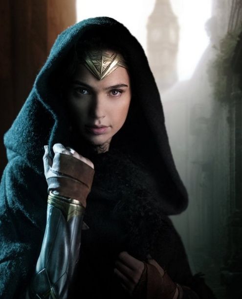 Gal Gadot is enchanting in first image from the set of Wonde