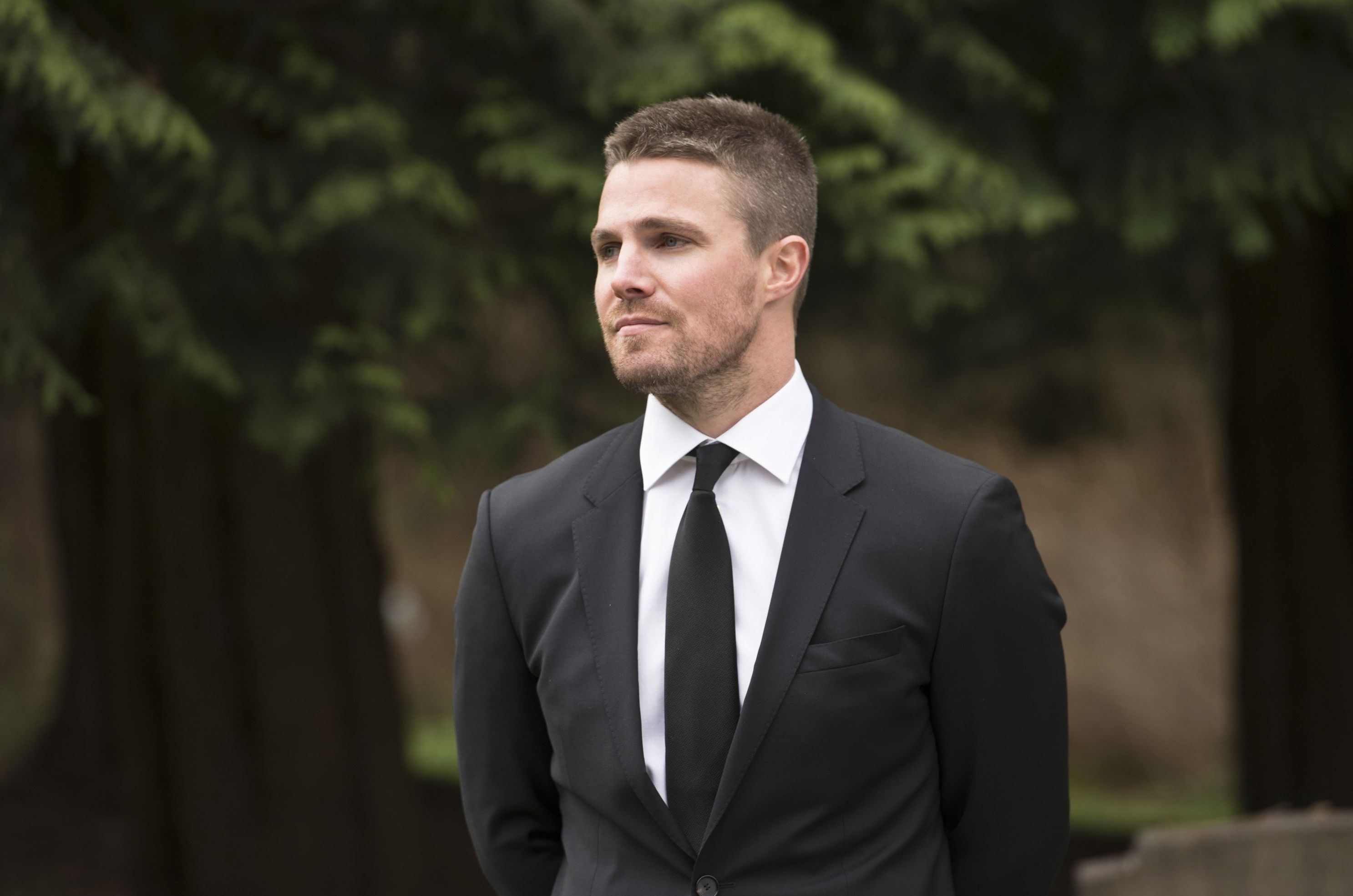 Oliver Queen at Laurel Lance&#039;s funeral