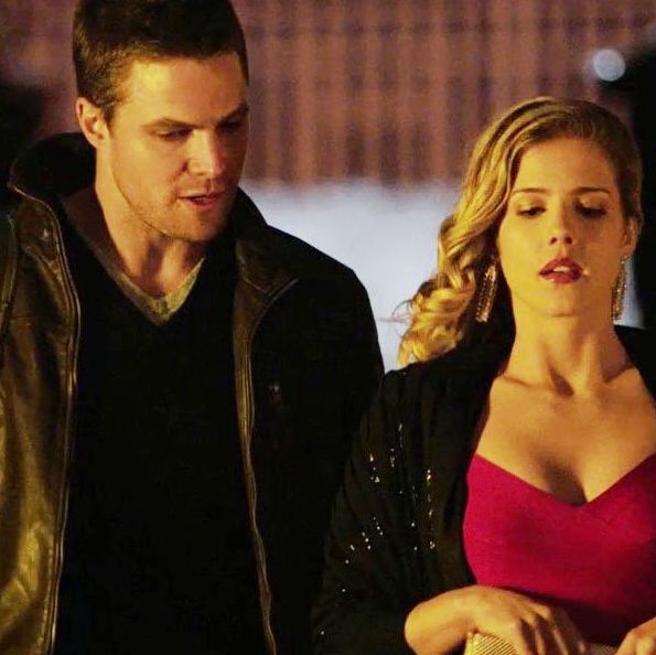 Oliver Queen and Felicity Smoak in 1x21 casino field op