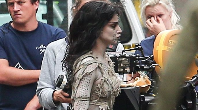 Sofia Boutella as the Mummy on the Monster Movie set