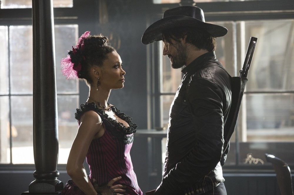 Thandie Newton as Maeve and Rodrigo Santoro as Hector Escato