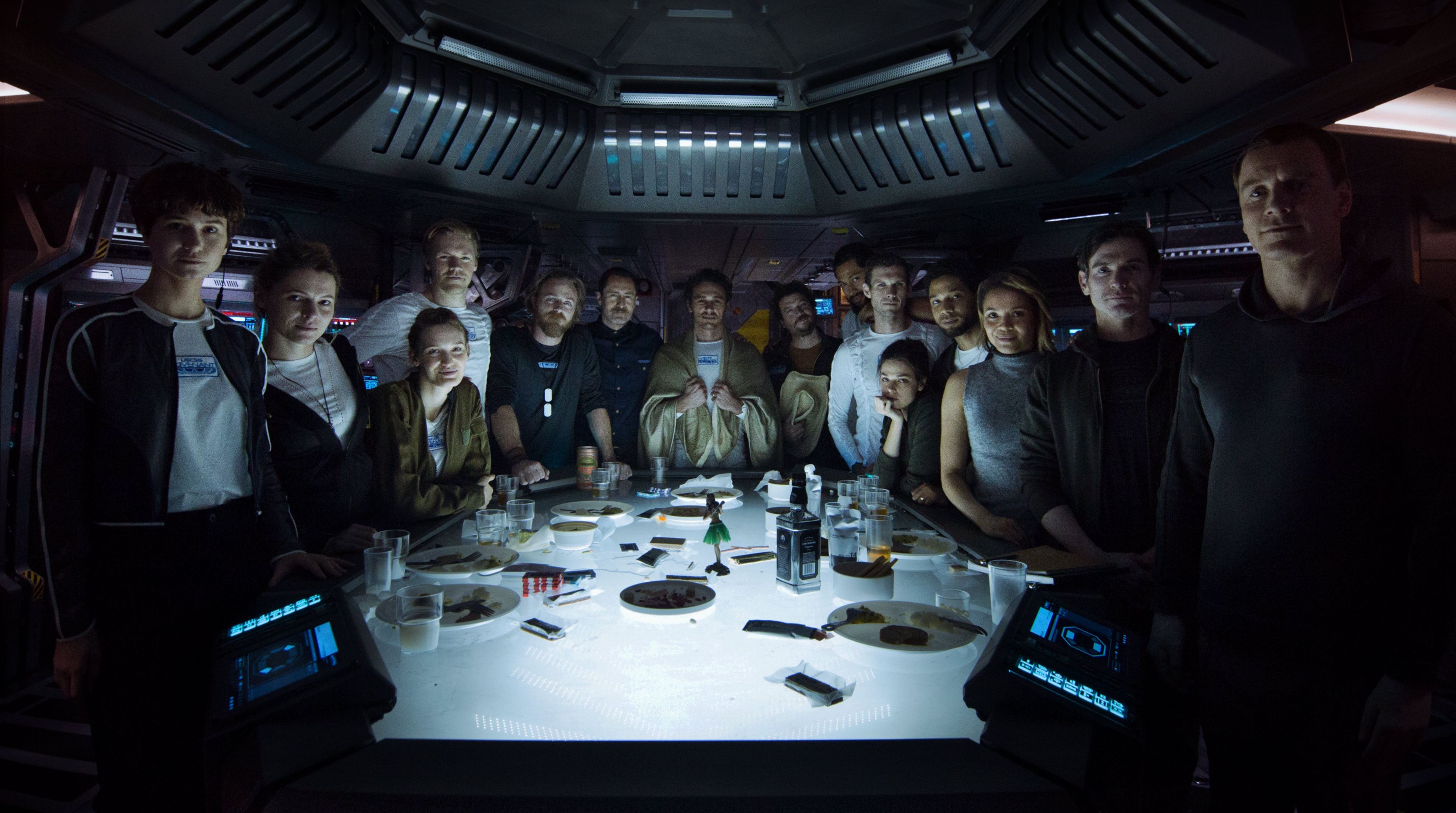 Photo reveals the entire cast of &#039;Alien: Covenant&#039;