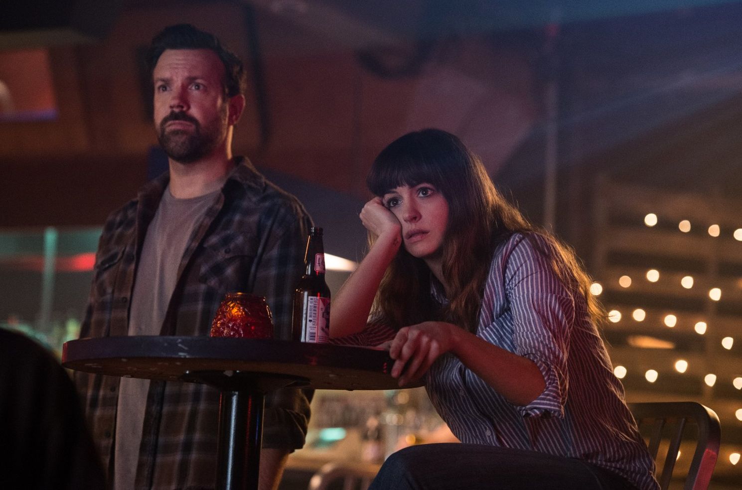 Jason Sudeikis and Anne Hathaway in &quot;Colossal&quot;