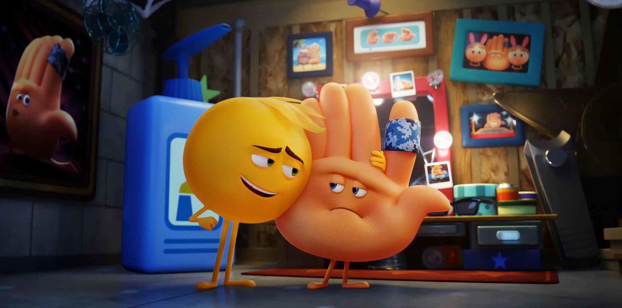 Gene (T. J. Miller) and Hi-5 (James Corden) in &quot;The Emoji Movie&quot;