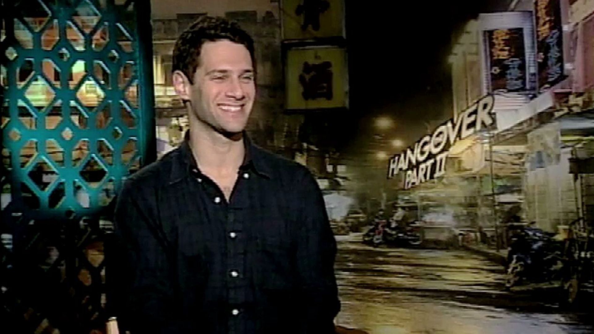 Justin Bartha talks about filming The Hangover 2 in Thailand