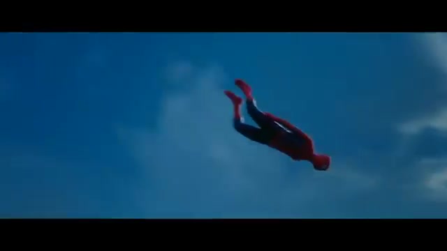 Clip: Spider-Man&#039;s Epic Free Fall