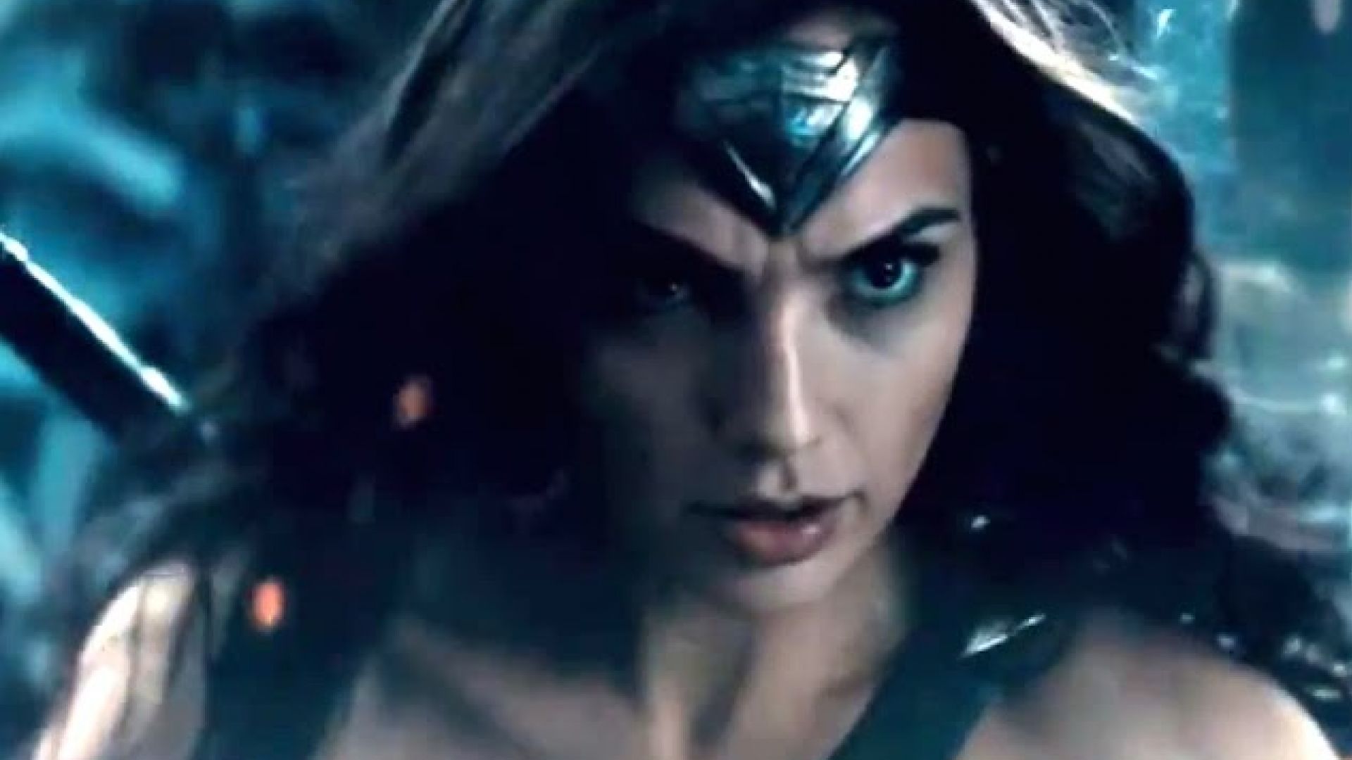 Final International Trailer for Batman V Superman: Dawn of J