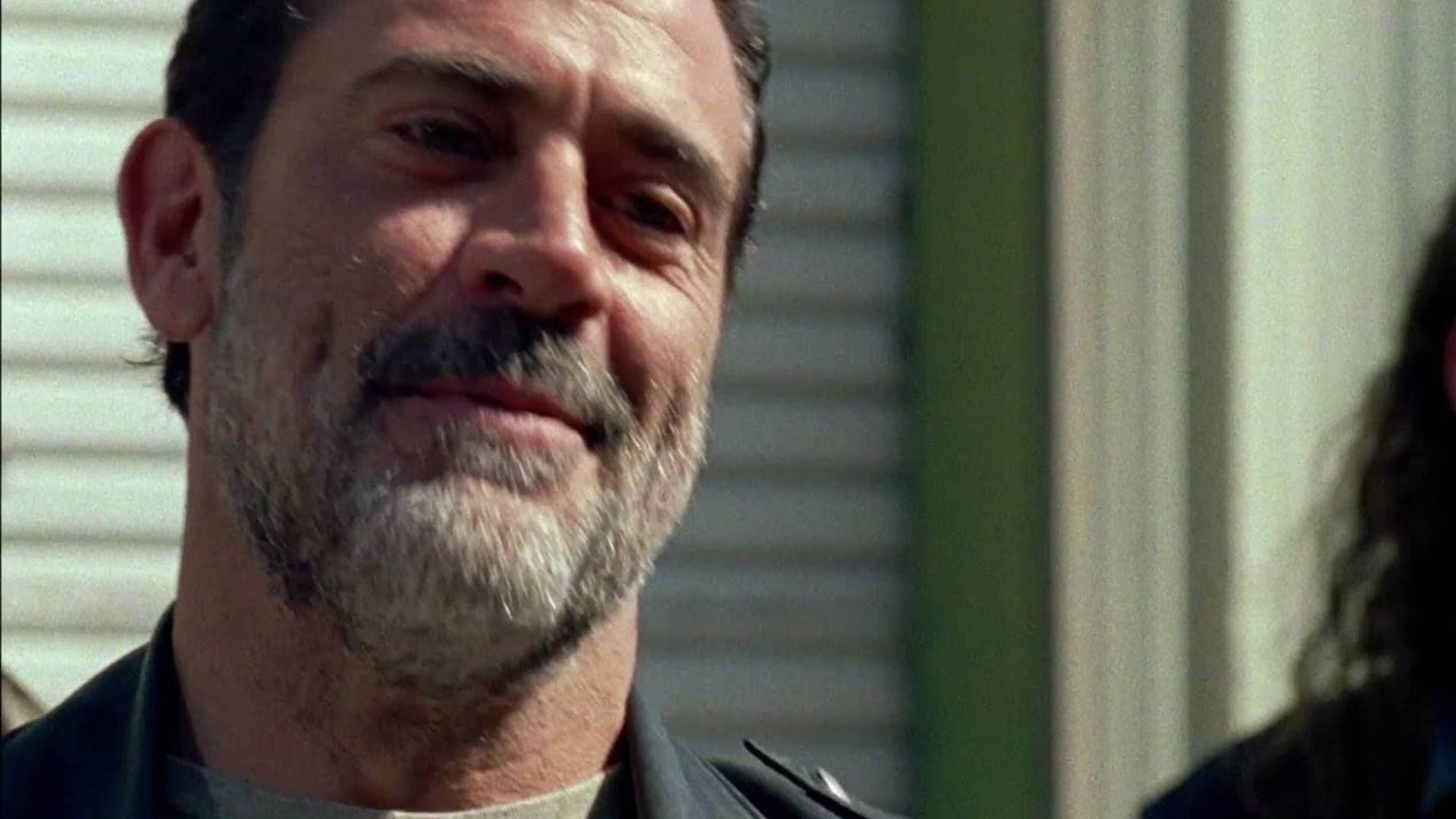 Negan is everywhere in the new teaser trailer for &#039;The Walki